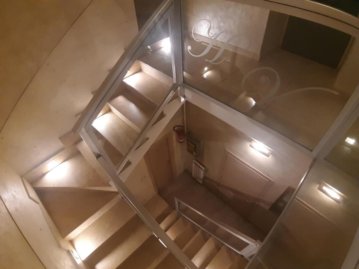 נאפולי Albergo Viola מראה חיצוני תמונה