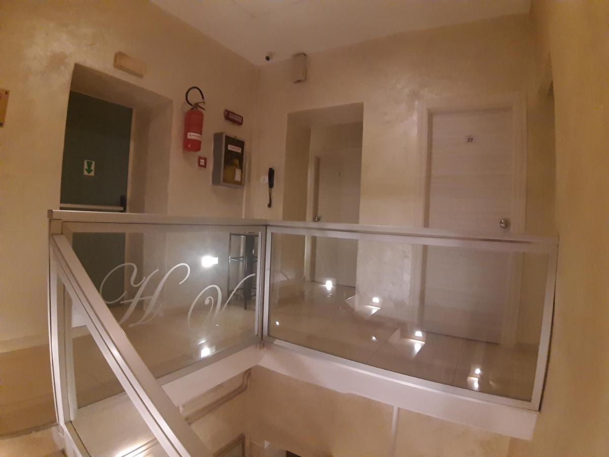 נאפולי Albergo Viola מראה חיצוני תמונה